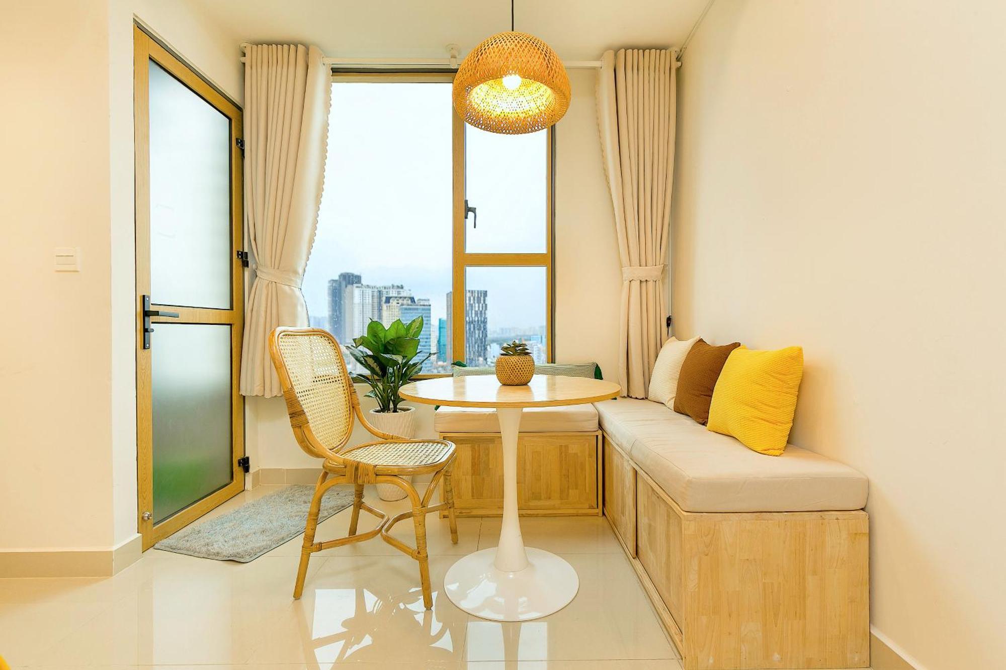 Zo Rivergate Free Pool Apartment *