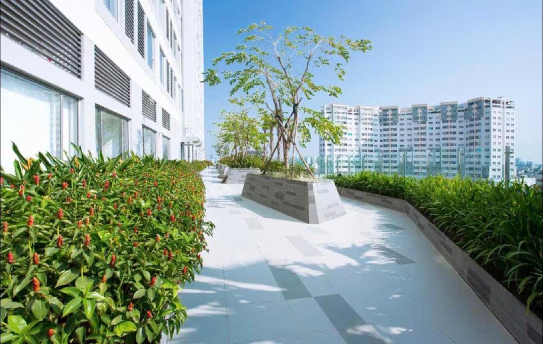Zo Rivergate Center Free Pool * TP. Hồ Chí Minh