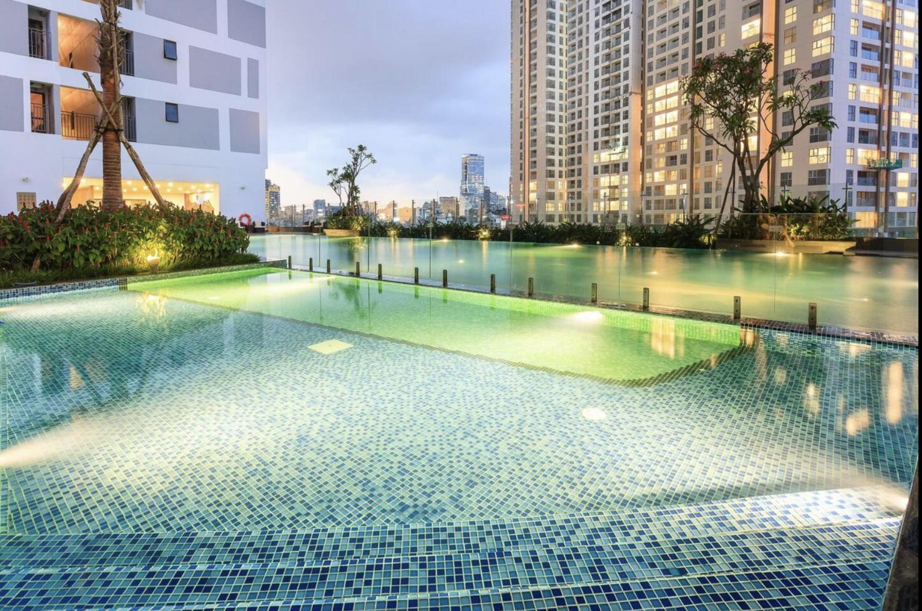 Zo Rivergate Center Free Pool Căn hộ